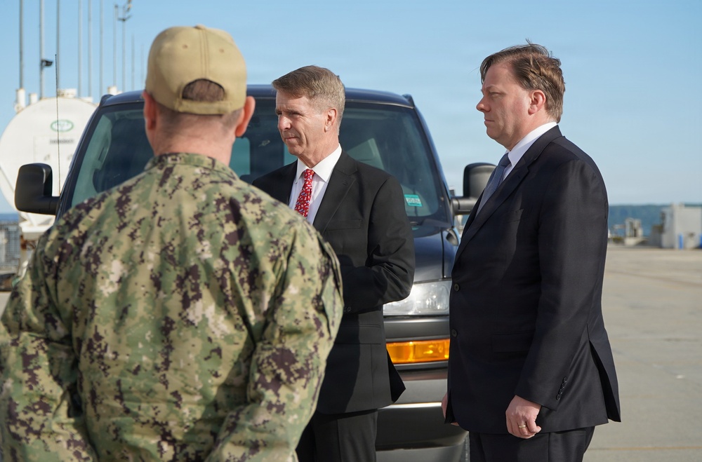 Under Secretary of War for Acquisition &amp; Sustainment visits Naval Weapons Station Yorktown