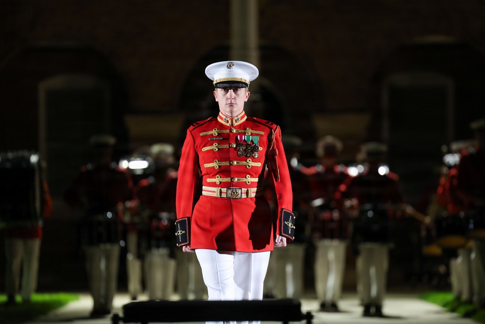 Marine Barracks Washington Hosts Col. Barnum at Evening Parade