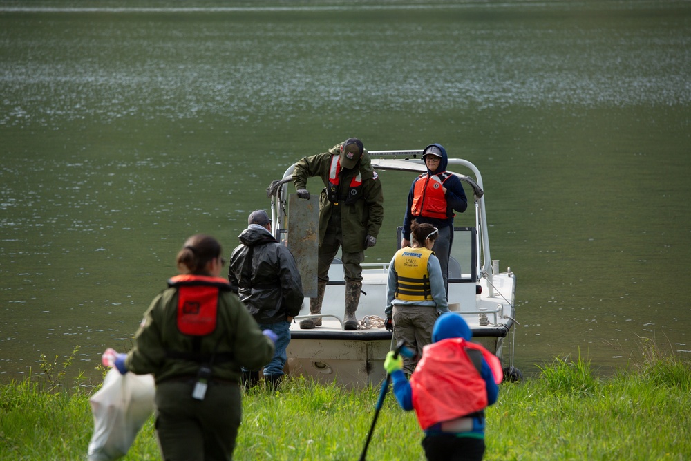 Community Volunteers Join Friends of Raystown Lake and USACE for Annual Raystown Lake Cleanup Day