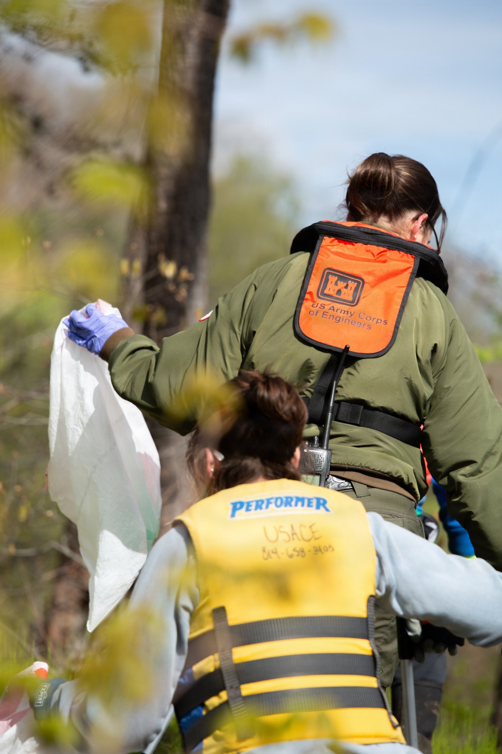 Community Volunteers Join Friends of Raystown Lake and USACE for Annual Raystown Lake Cleanup Day