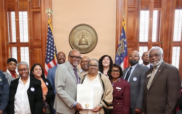 Georgia House Representative honors Youth Challenge Academy retiree
