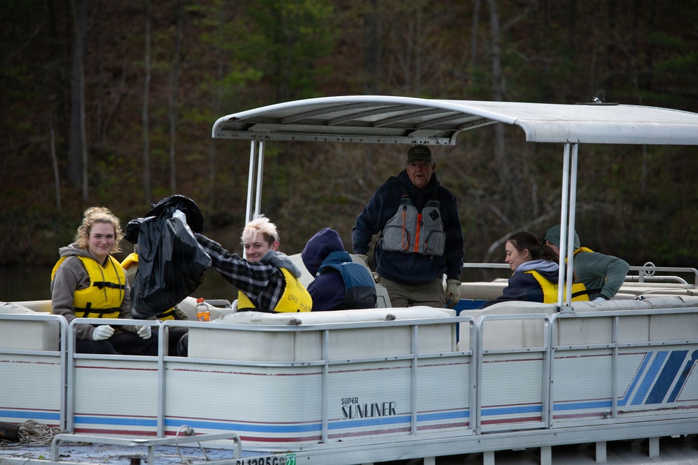 Community Volunteers Join Friends of Raystown Lake and USACE for Annual Raystown Lake Cleanup Day