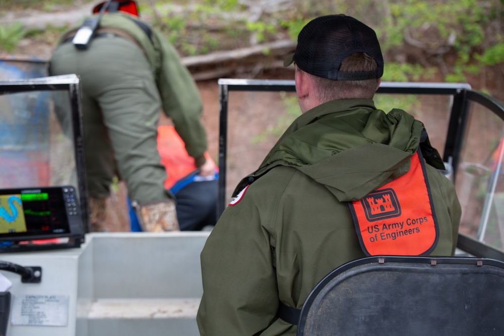 Community Volunteers Join Friends of Raystown Lake and USACE for Annual Raystown Lake Cleanup Day