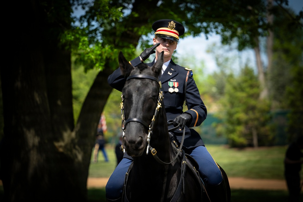 Full Military Funeral Honors with Escort are Conducted for U.S. Army Air Forces Sgt. James Murray in Section 71