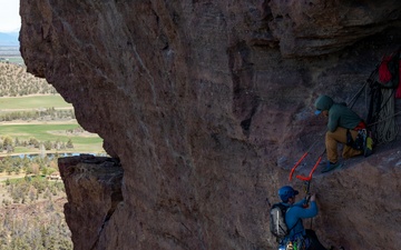 1st Special Forces Group (Airborne) conducts Basic Mountain Operator-Summer course