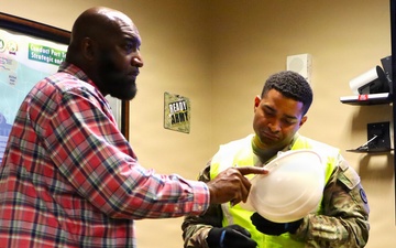 Army, Civilians Team Up for OSHA Training to Strengthen Port Ops Safety