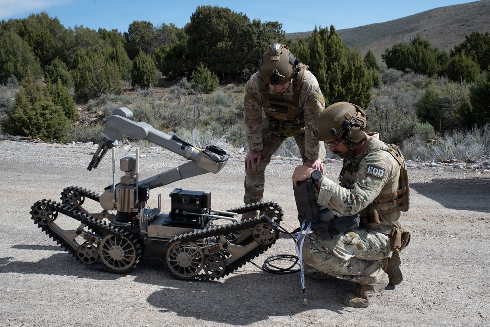 Exercise Wolverine: 85th Civil Support Team Supports Simulated Trainwreck Response at Camp Williams
