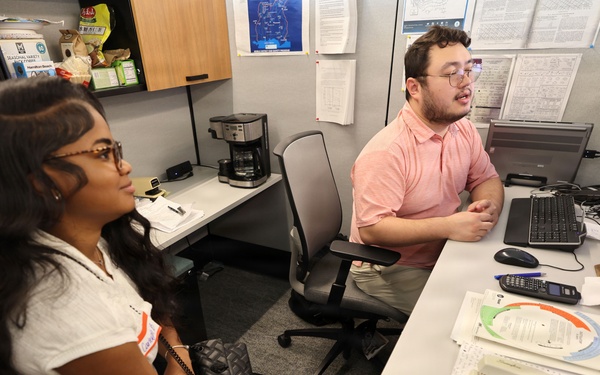 Murphy High Seniors Explore Future Careers with the Mobile District