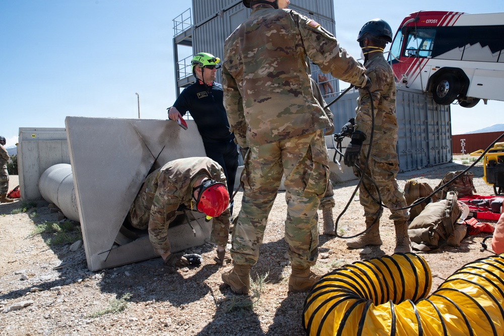 85th Civil Support Team Supports Simulated Trainwreck Response at Camp Williams