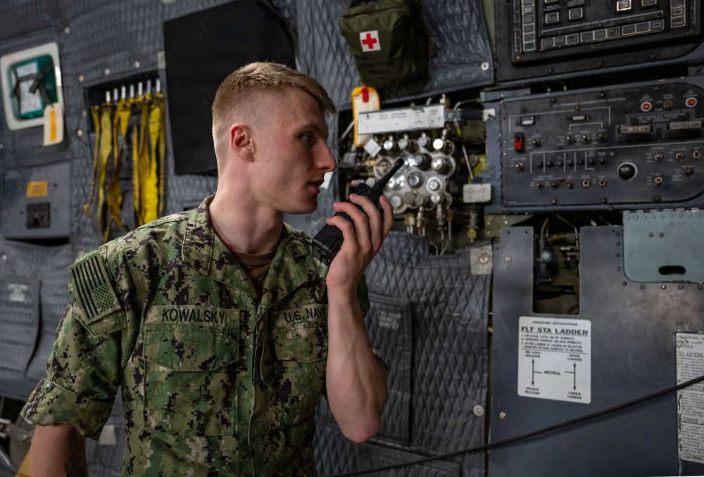 9th AS supports U.S. Navy Seabee Asset Deployment