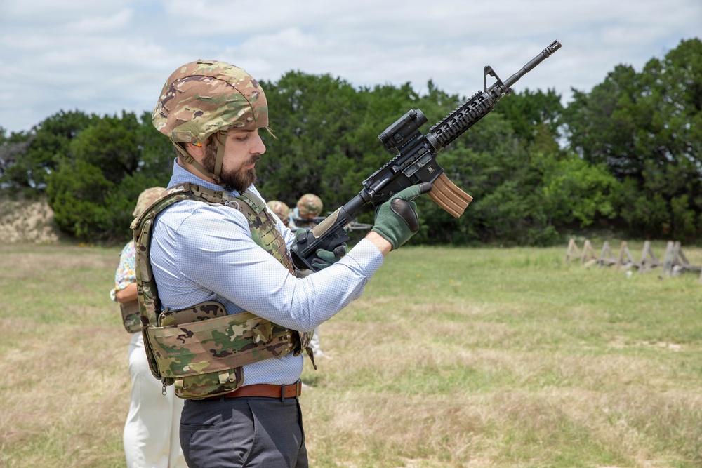 Texas Military Legislative Assistants Sharpen Skills at Fort Hood