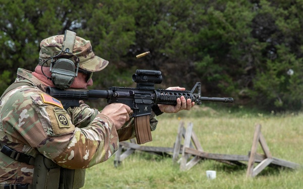 Military legislative assistants visit Fort Hood, TX