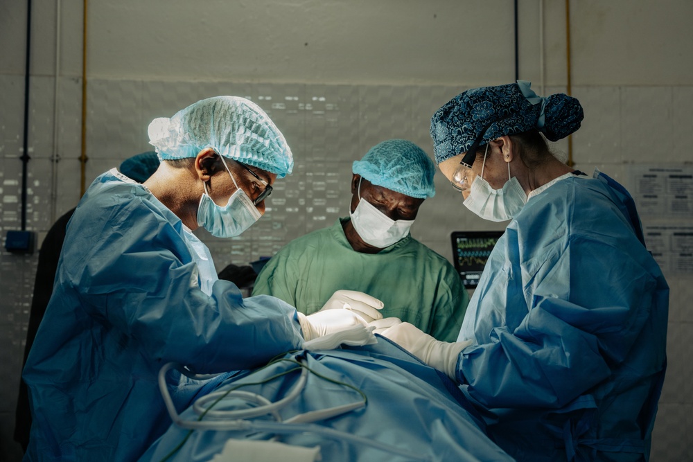 US, Senegal conduct thyroid surgeries during African Lion 2026