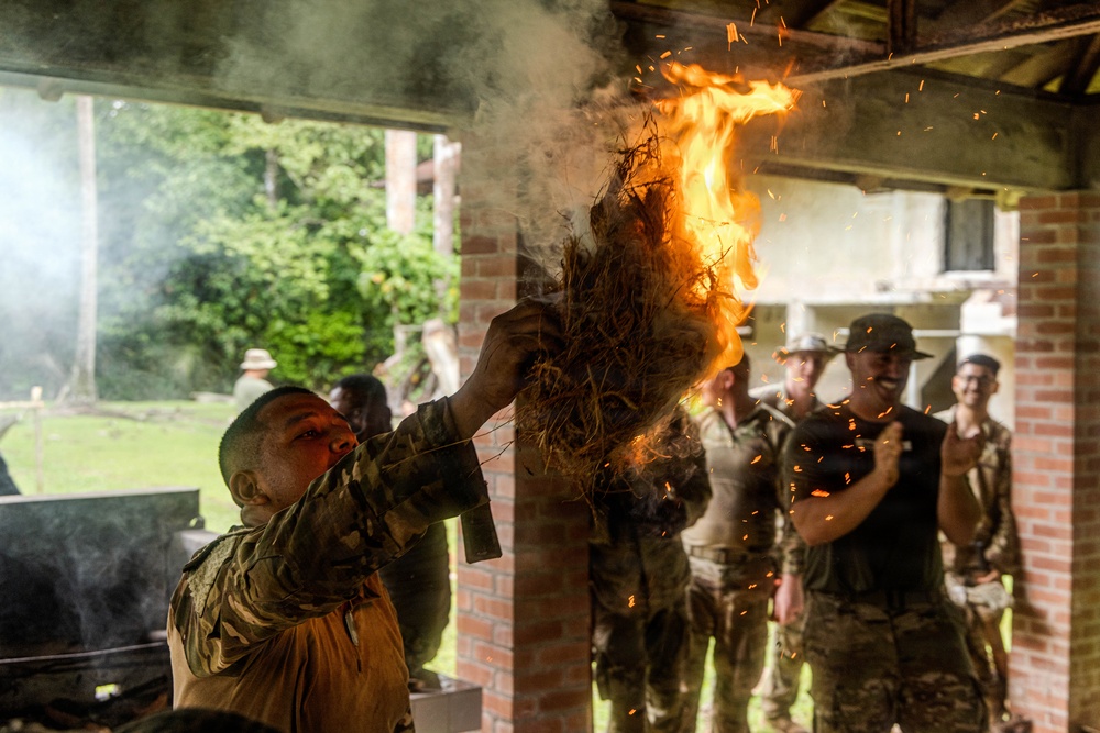 Jungle Operations Training Course - Panama: Fire Techniques and Shelter Crafting