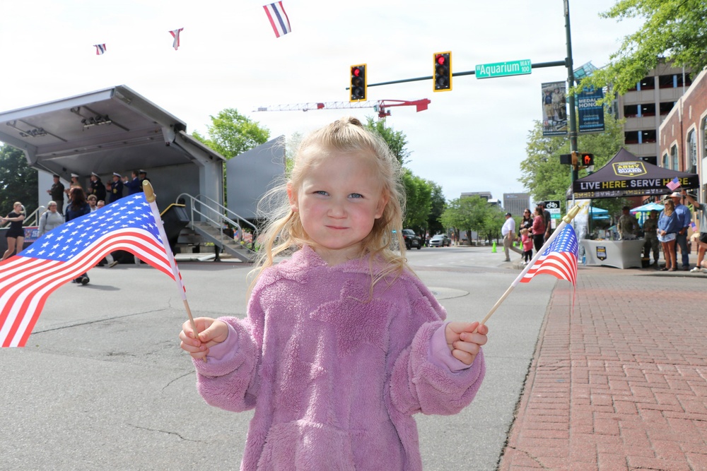 Tennessee National Guard joins community for 2026 Armed Forces Day Parade in Chattanooga, Tennessee