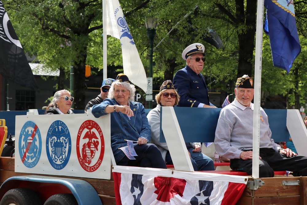 Tennessee National Guard joins community for 2026 Armed Forces Day Parade in Chattanooga, Tennessee