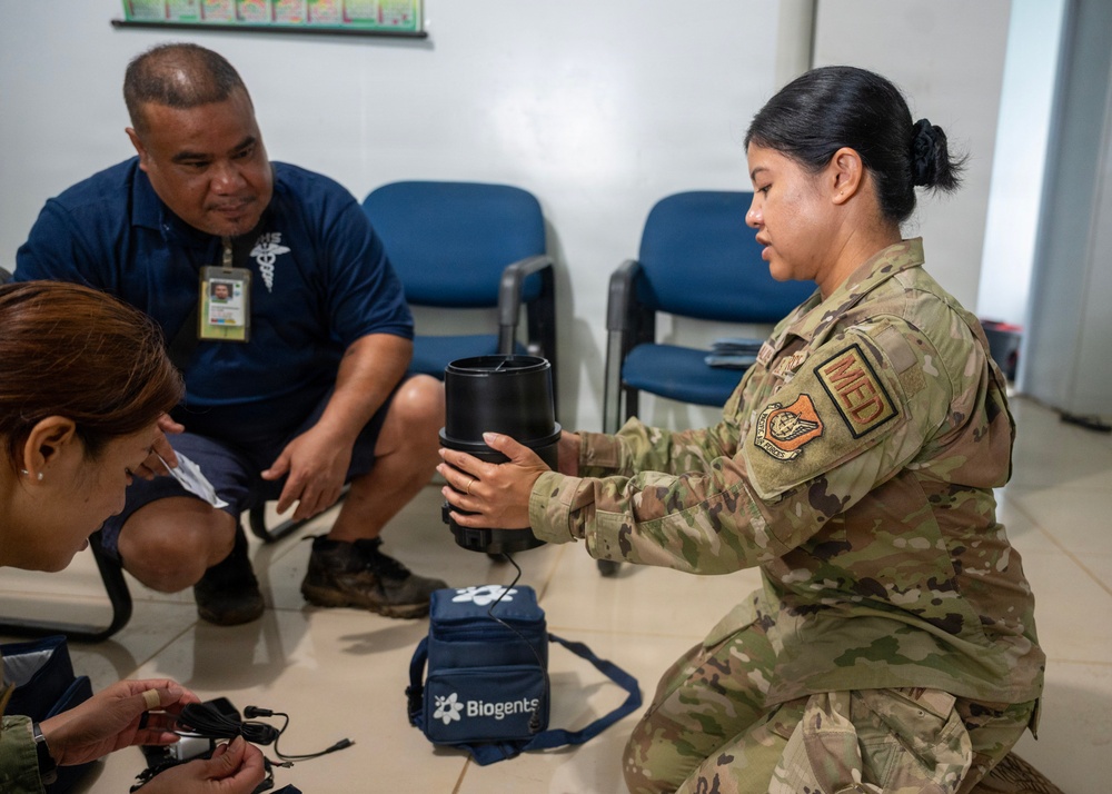 Pac Angel 26-3 continues care in Kosrae and concludes with closing ceremony