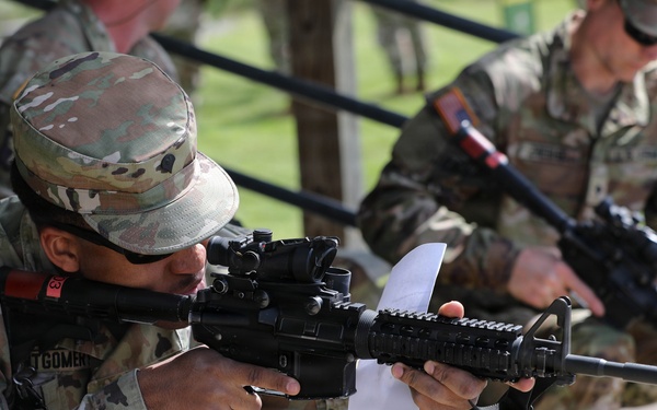 Region II Best Warrior Competitors zero their M4 carbine rifles