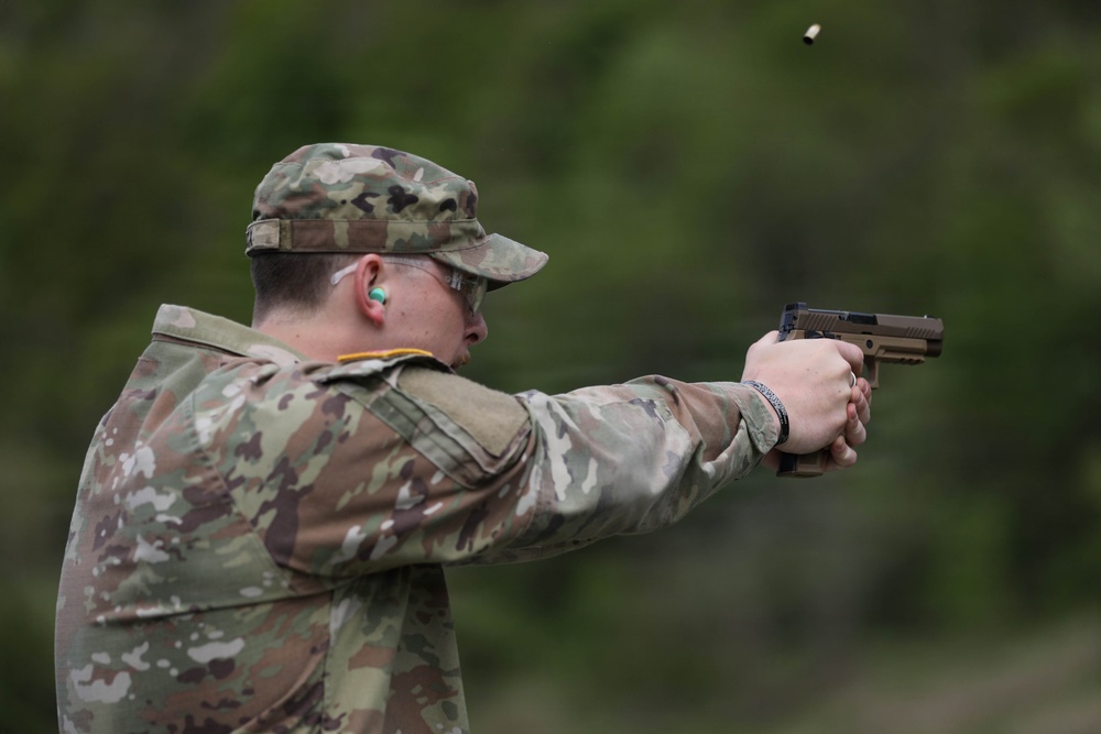 Region II Best Warrior Competitors completes the Norwegian Pistol Qualification