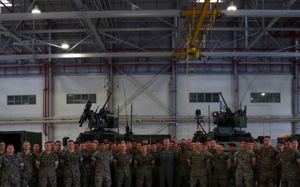 Maj. Gen. Simon Doran visits Marine Corps Air Station Kaneohe Bay, Hawaii