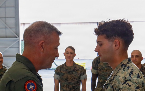 Maj. Gen. Simon Doran visits Marine Corps Air Station Kaneohe Bay, Hawaii
