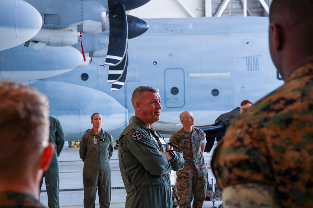 Maj. Gen. Simon Doran visits Marine Corps Air Station Kaneohe Bay, Hawaii