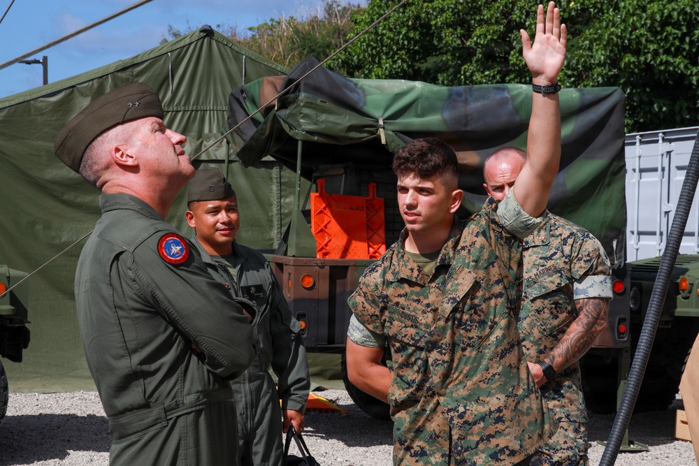 Maj. Gen. Simon Doran visits Marine Corps Air Station Kaneohe Bay, Hawaii