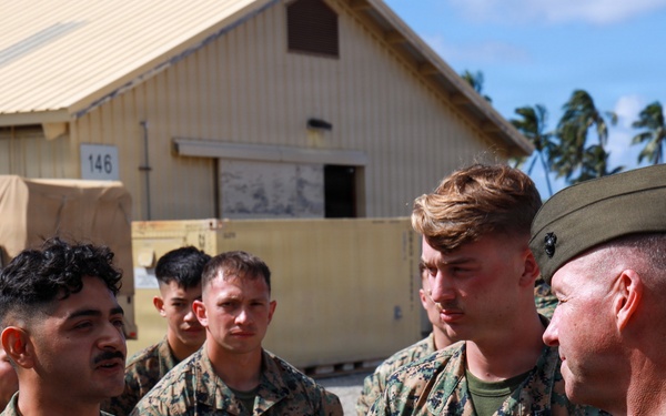 Maj. Gen. Simon Doran visits Marine Corps Air Station Kaneohe Bay, Hawaii