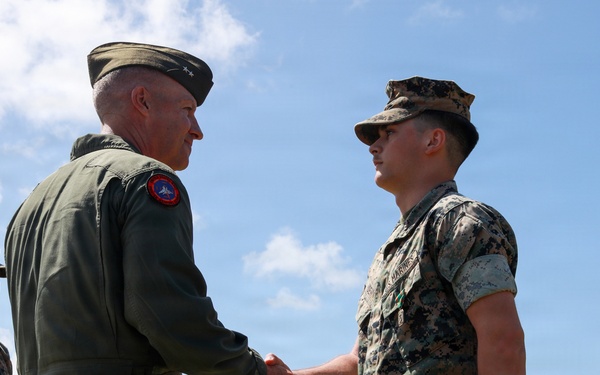 Maj. Gen. Simon Doran visits Marine Corps Air Station Kaneohe Bay, Hawaii