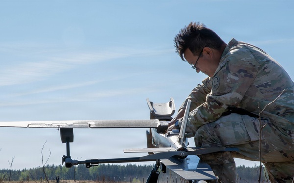Emerging Technology: Cavalry scouts with 2CR make final preparations for Flytrap