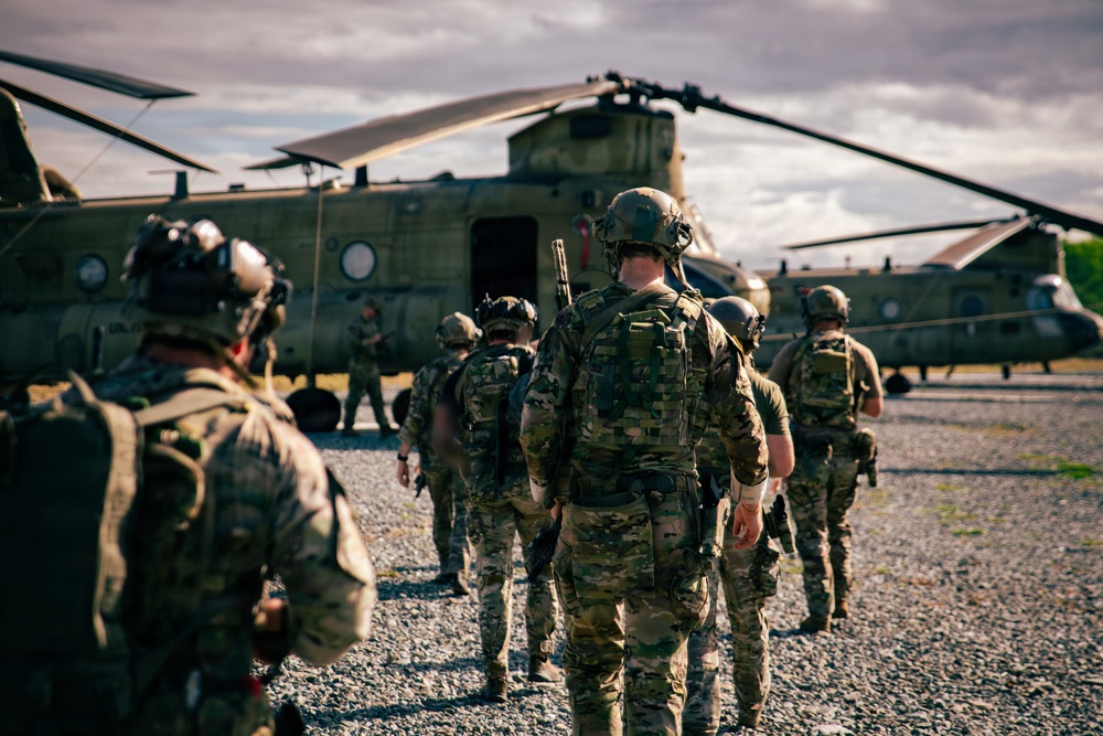 Balikatan 2026: Green Berets, Philippine special operators conduct cold loading training for an air assault mission