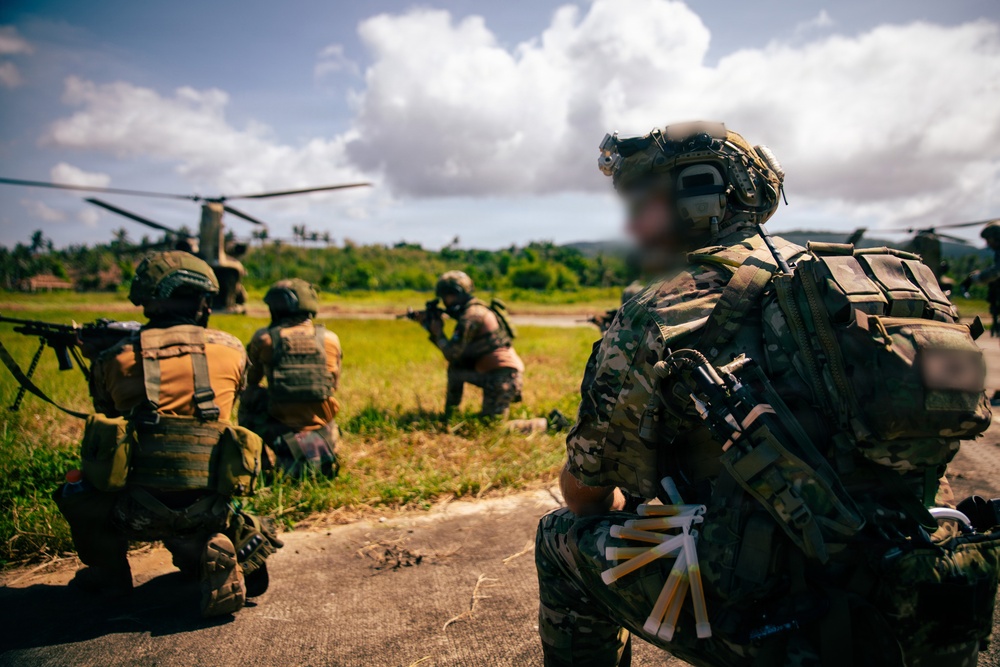 Balikatan 2026: Green Berets and Philippine special operators conduct combined air assault mission