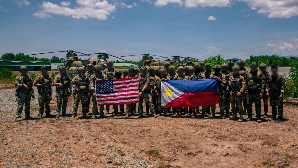 Balikatan 2026: Green Berets and Philippine special operators conduct combined air assault mission