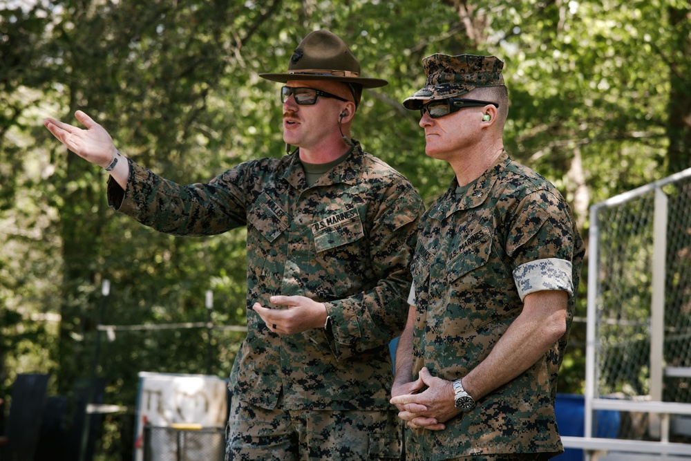 Training Command Commanding General Visits Marine Corps Marksmanship Championships