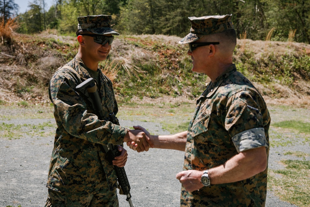 Training Command Commanding General Visits Marine Corps Marksmanship Championships