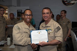 LT SHEPERD RECEIVES AWARD