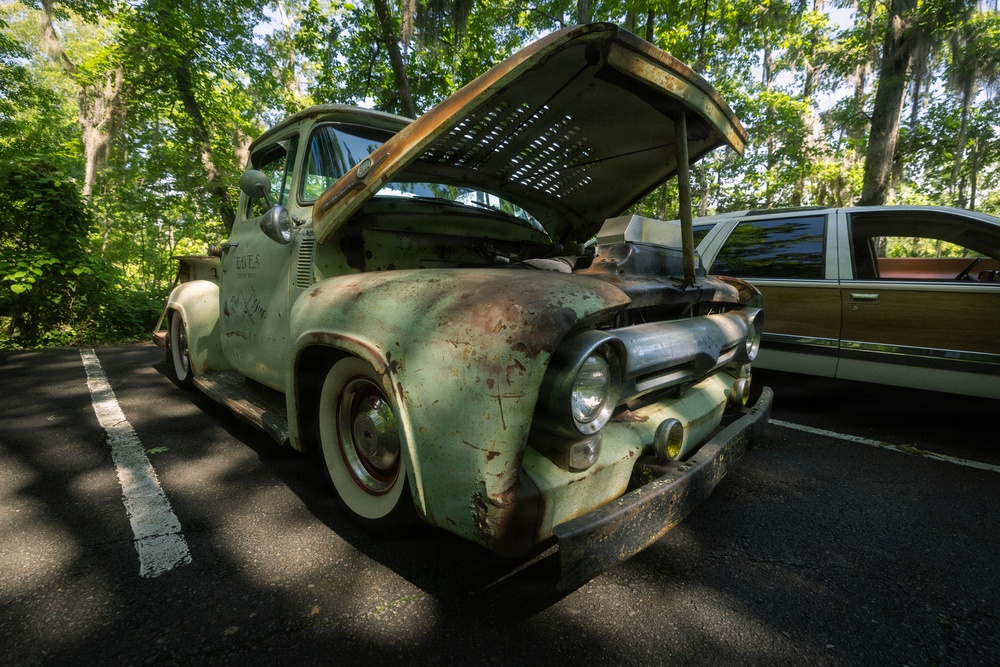 USACE Attends 2nd Annual Cruisin' the Bigbee Car Show!