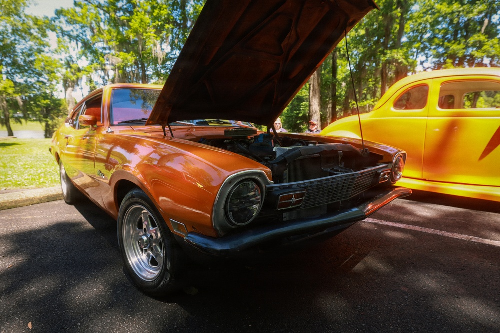 USACE Attends 2nd Annual Cruisin' the Bigbee Car Show!