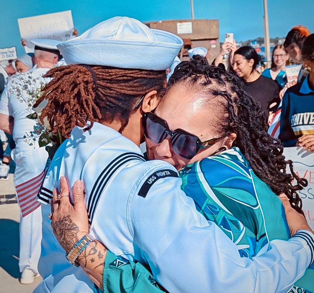 USS Wichita Returns to Naval Station Mayport