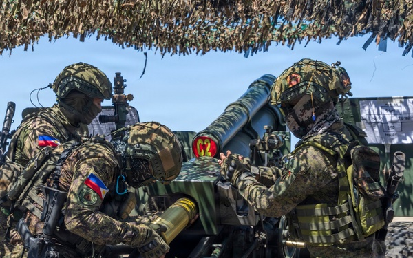 Balikatan 2026: 25th Infantry Division fires Howitzers during counter landing exercise