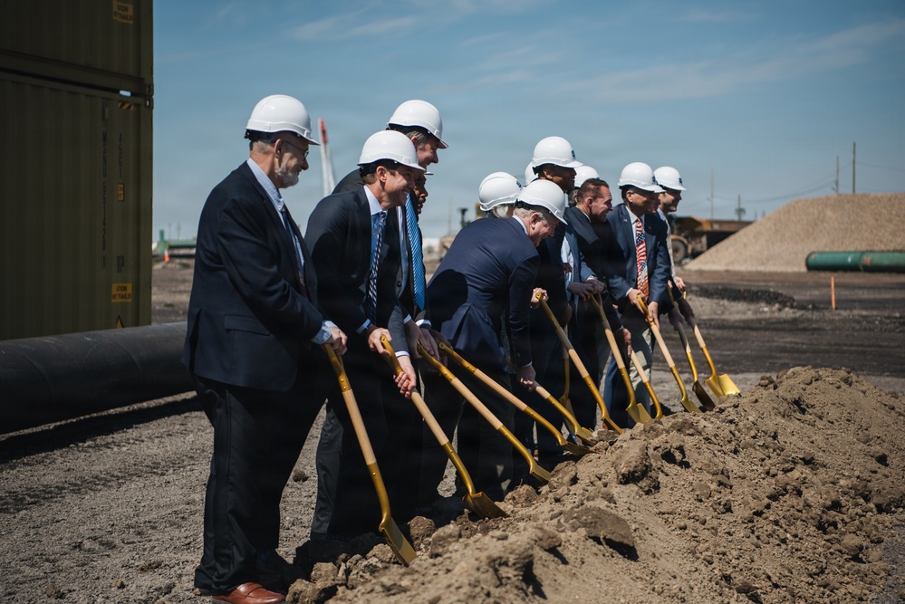 U.S. Army Corps of Engineers attends Sparrows Point Container Terminal ceremonial groundbreaking