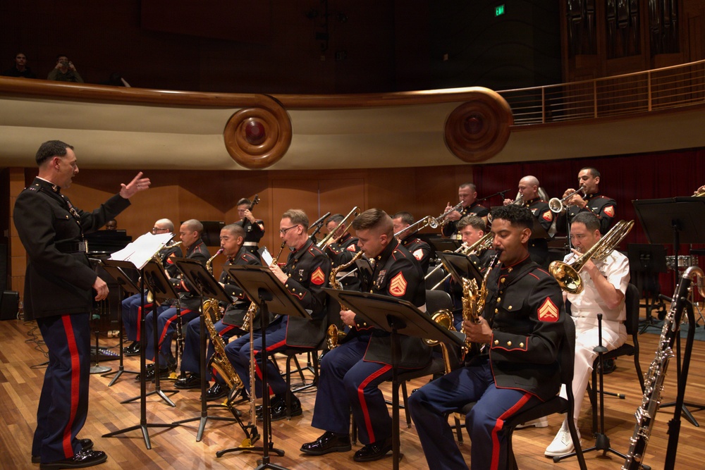 MARFORRES Band Tours The 6th Marine Corps District Region