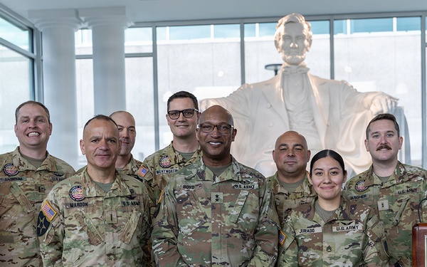 AVIATION SOLDIERS MOBILIZE FOR SOUTHERN COMMAND MISSION