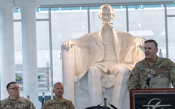 AVIATION SOLDIERS MOBILIZE FOR SOUTHERN COMMAND MISSION
