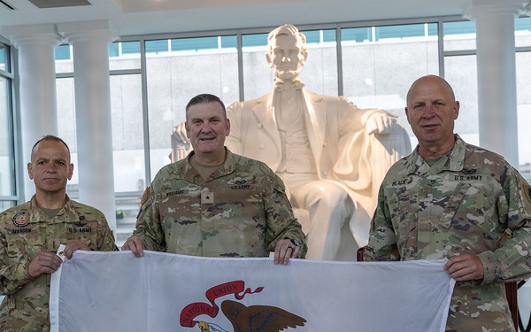 AVIATION SOLDIERS MOBILIZE FOR SOUTHERN COMMAND MISSION