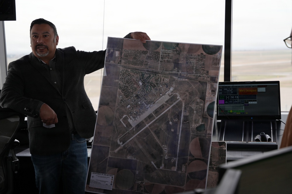 Cannon hosts civilian leadership development program