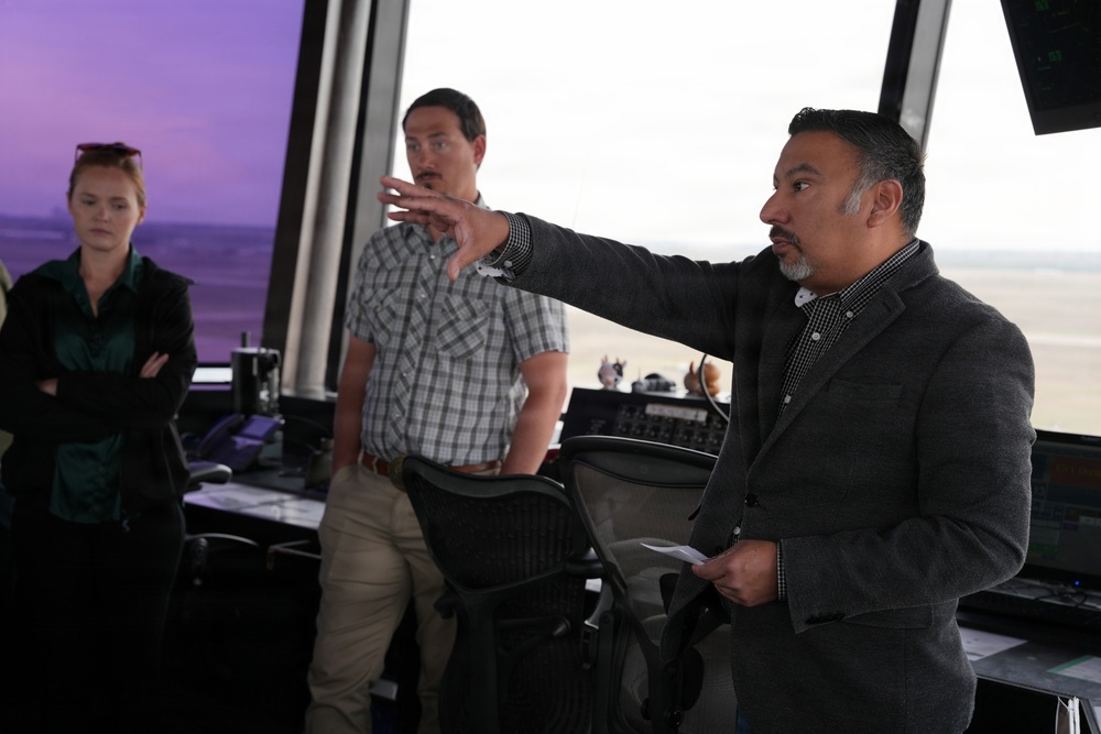 Cannon hosts civilian leadership development program