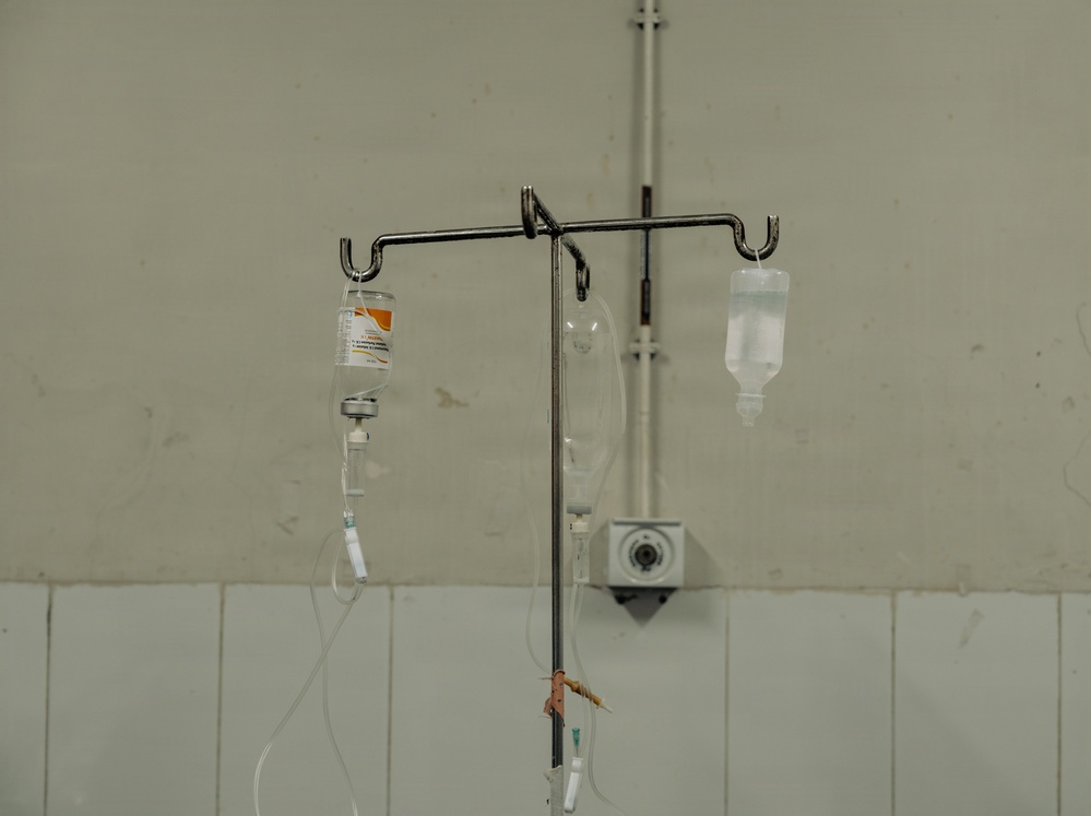 US, Senegal medical teams collaborate in an emergency room during African Lion 2026