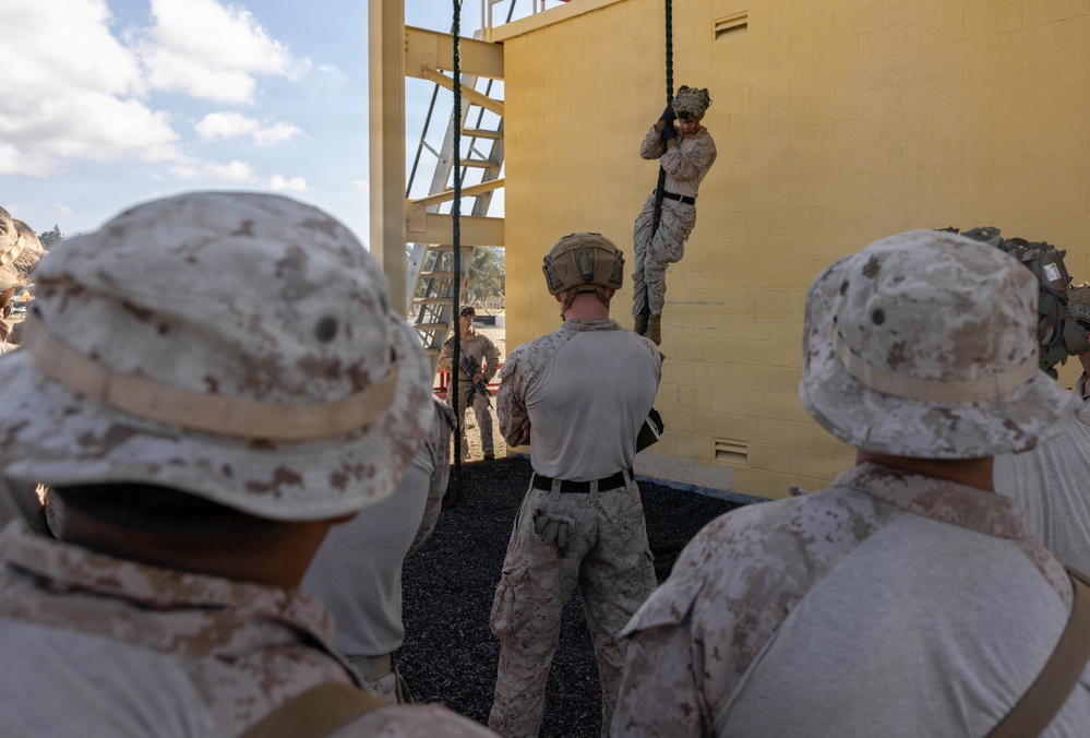 2nd Bn., 5th Marines conduct fast rope training