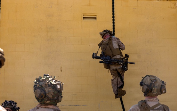 2nd Bn., 5th Marines conduct fast rope training